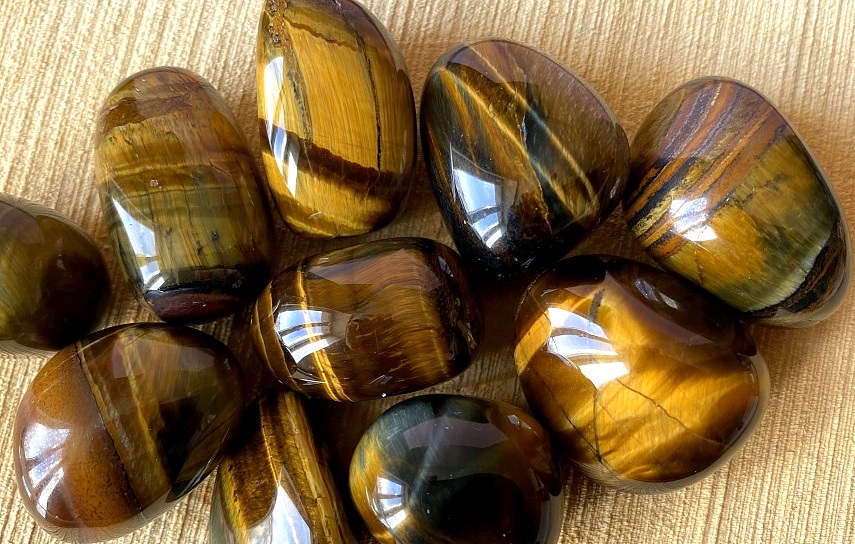 oeil de tigre pierre naturelle roulée protection