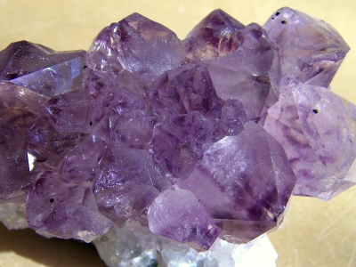 Tous les Minéraux Bruts et Druses