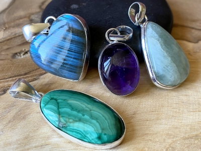 pendentifs pierre naturelle et argent