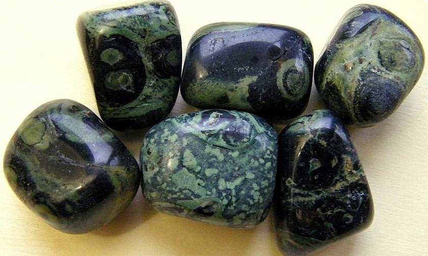 Pierre naturelle de jaspe kambaba