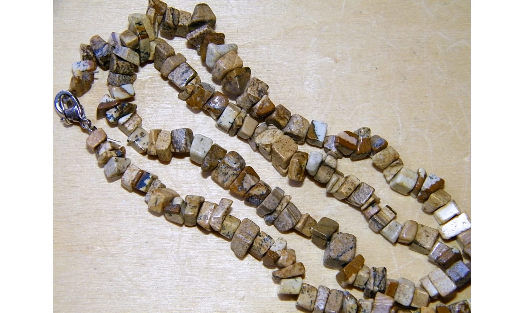 Jaspe Paysage pierres Baroques collier