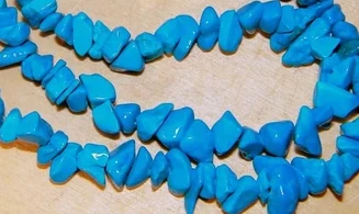 Dyed Howlite Chips Necklace