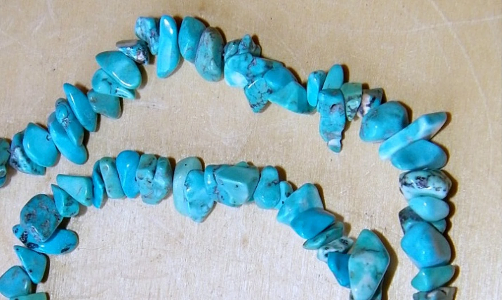 Chinese Turquoise Chips Necklace