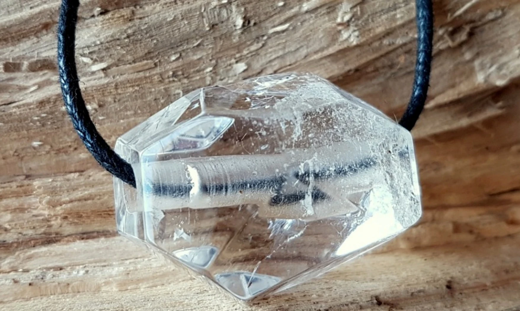 Cristal de roche Bloc percé pendentif