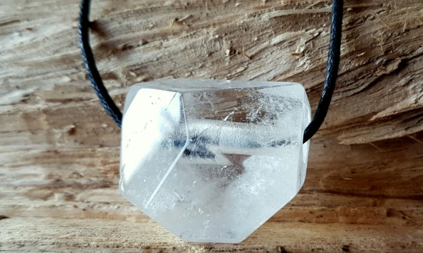 Cristal de roche Bloc percé pendentif