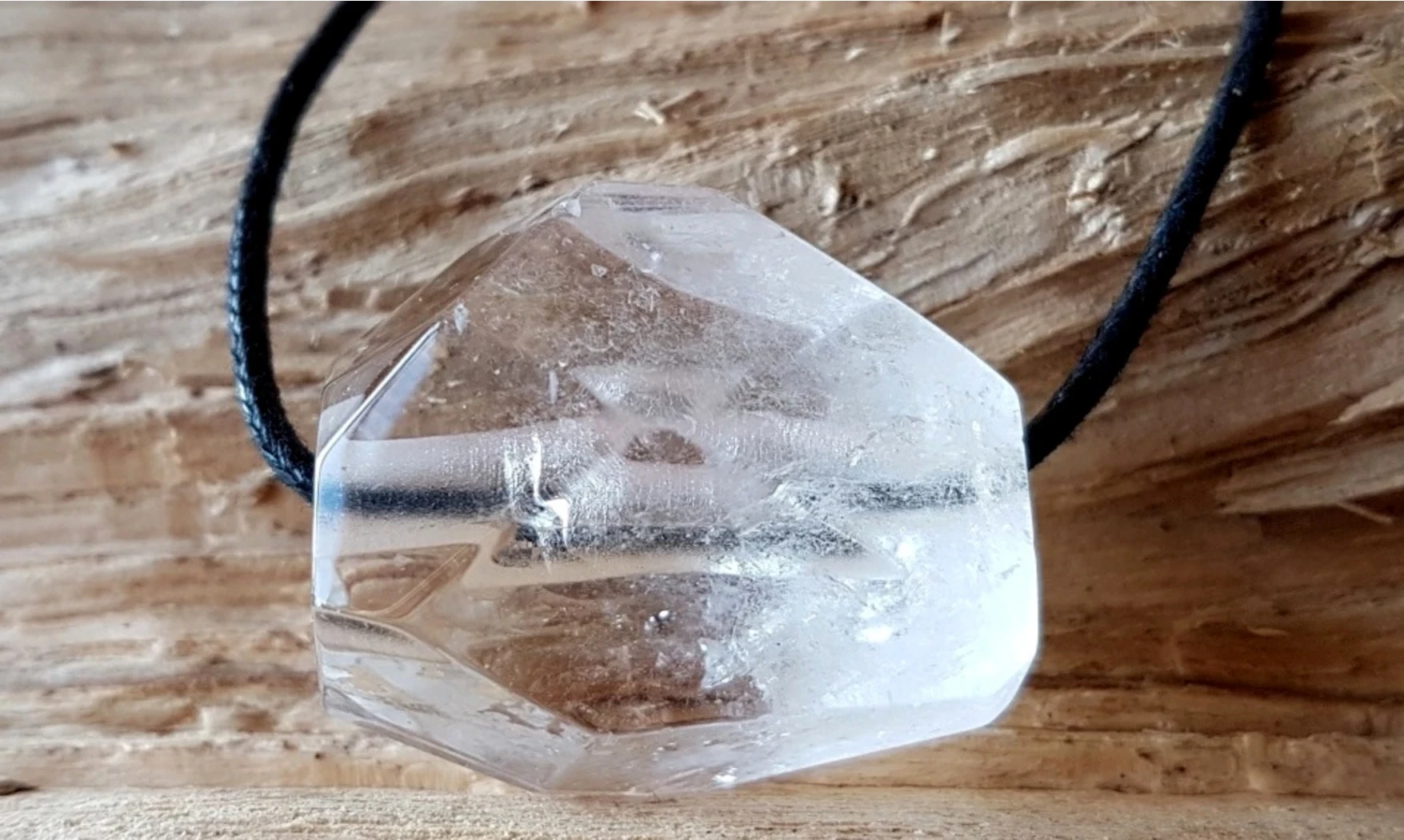 Cristal de roche Bloc percé pendentif