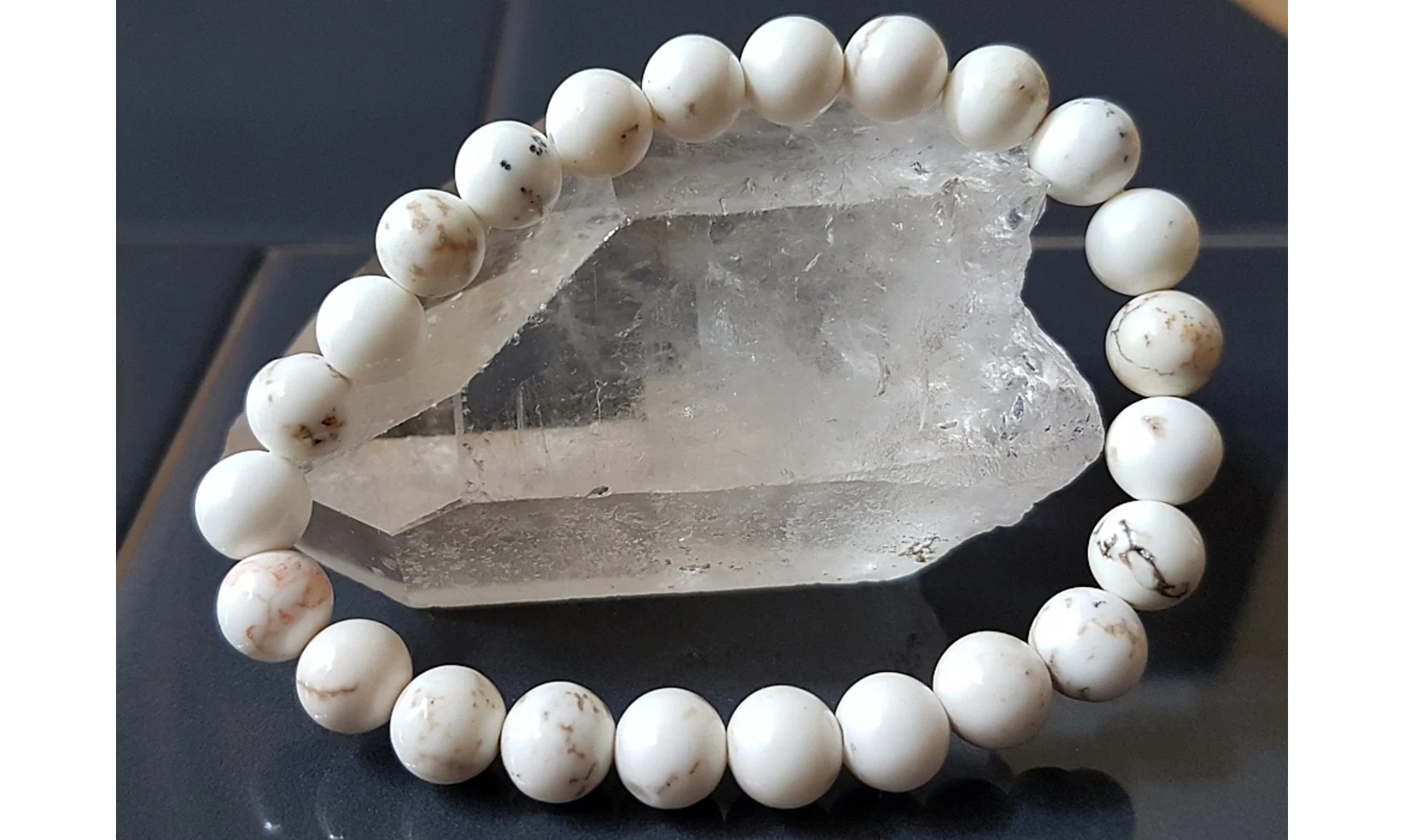 Howlite blanche pierres Boules bracelet