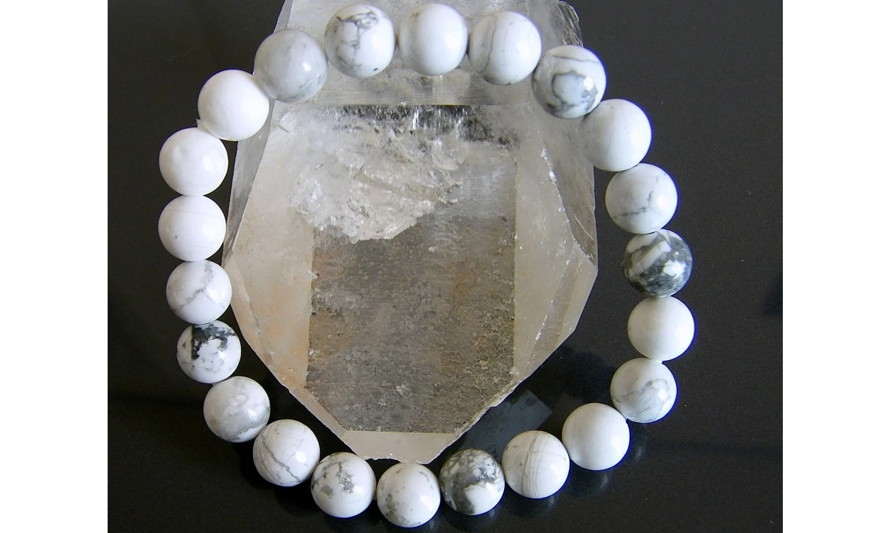 Howlite blanche pierres Boules bracelet