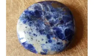 Sodalite Galet 6 pierre plate