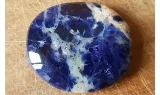 Sodalite Galet 7 pierre plate