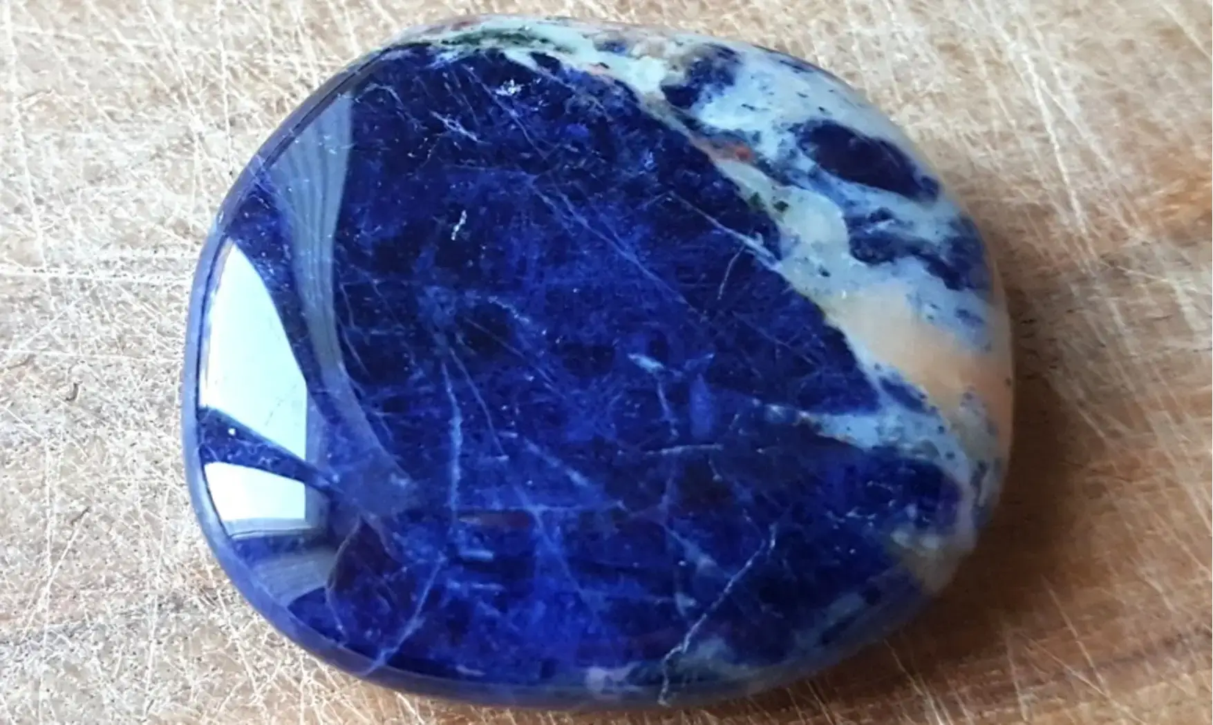 Sodalite Galet 10 pierre plate