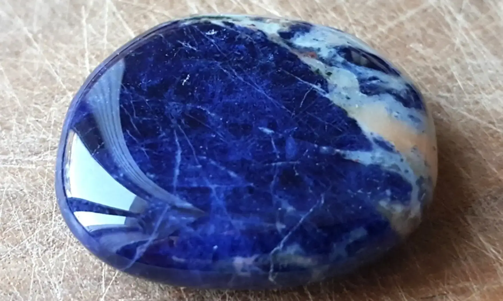 Sodalite Galet 10 pierre plate