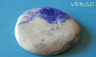 Sodalite 14 Galet pierre plate