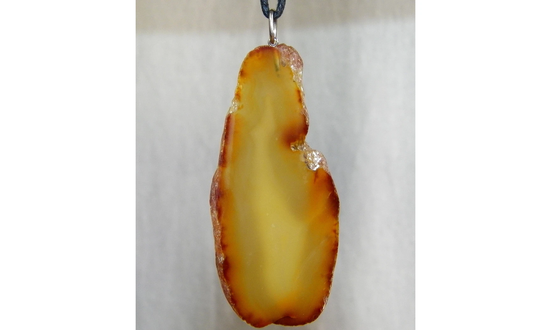 Agate Tranche polie pierre pendentif