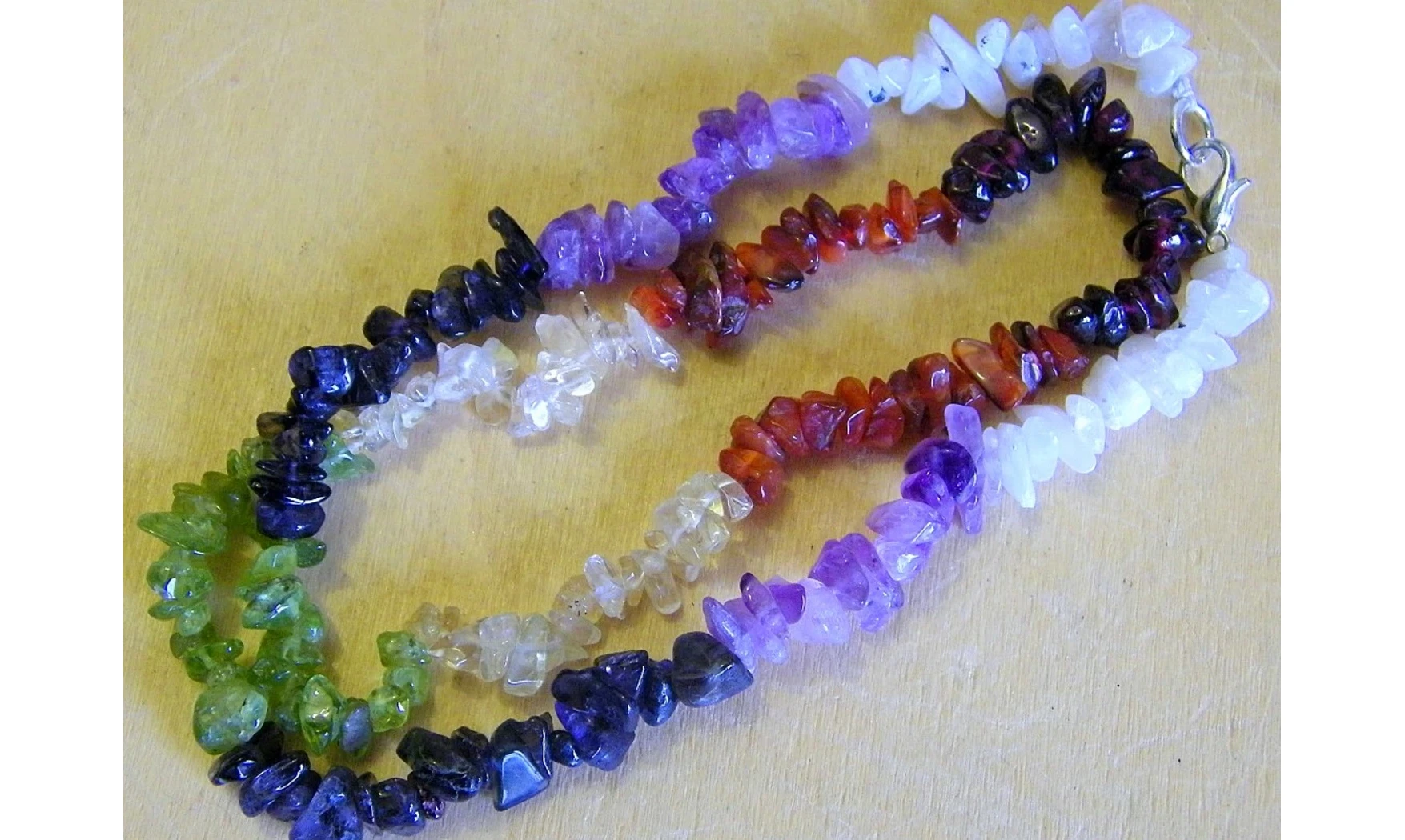 7 Chakras Chips Necklace