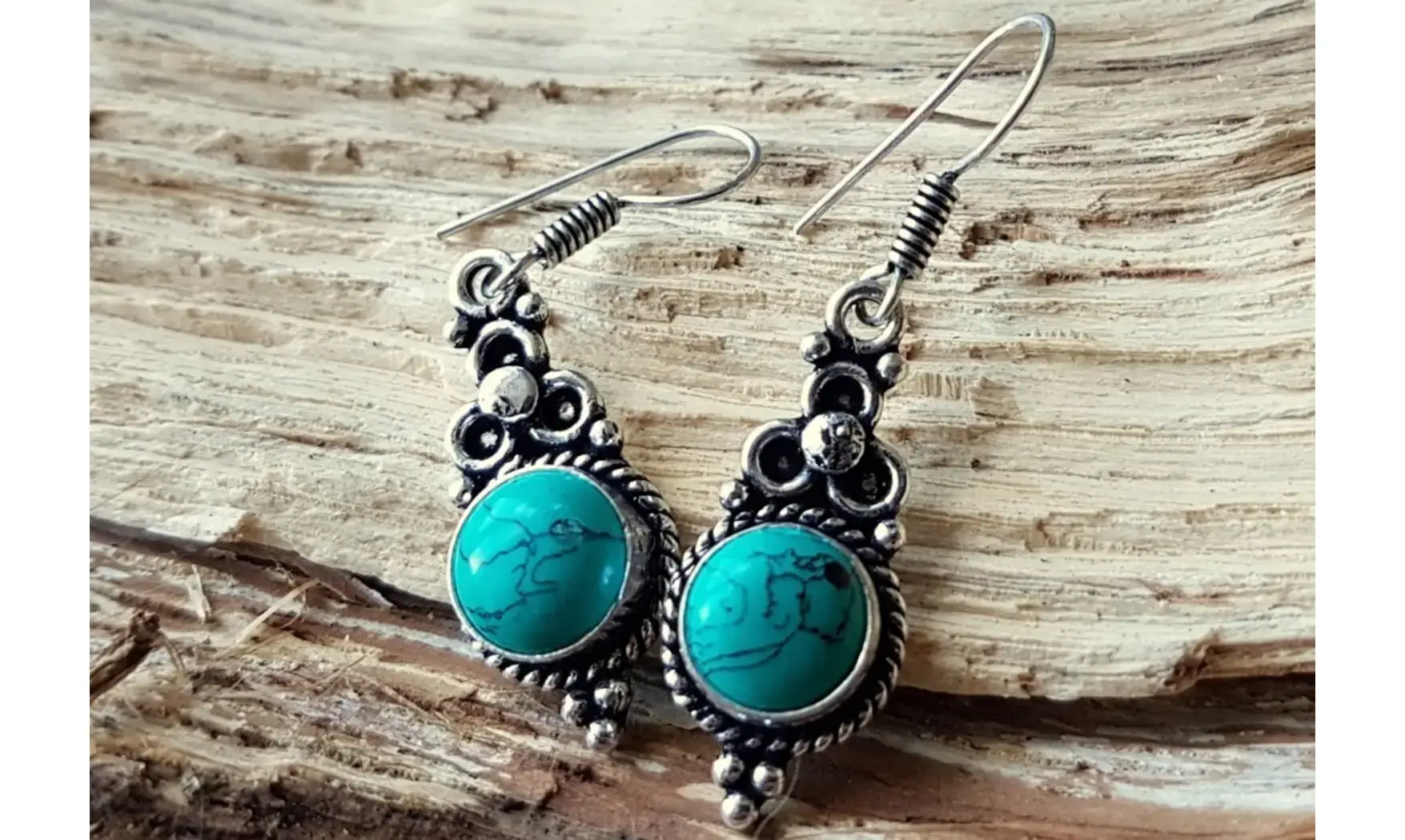 Dye Howlite silver plated Earring 1