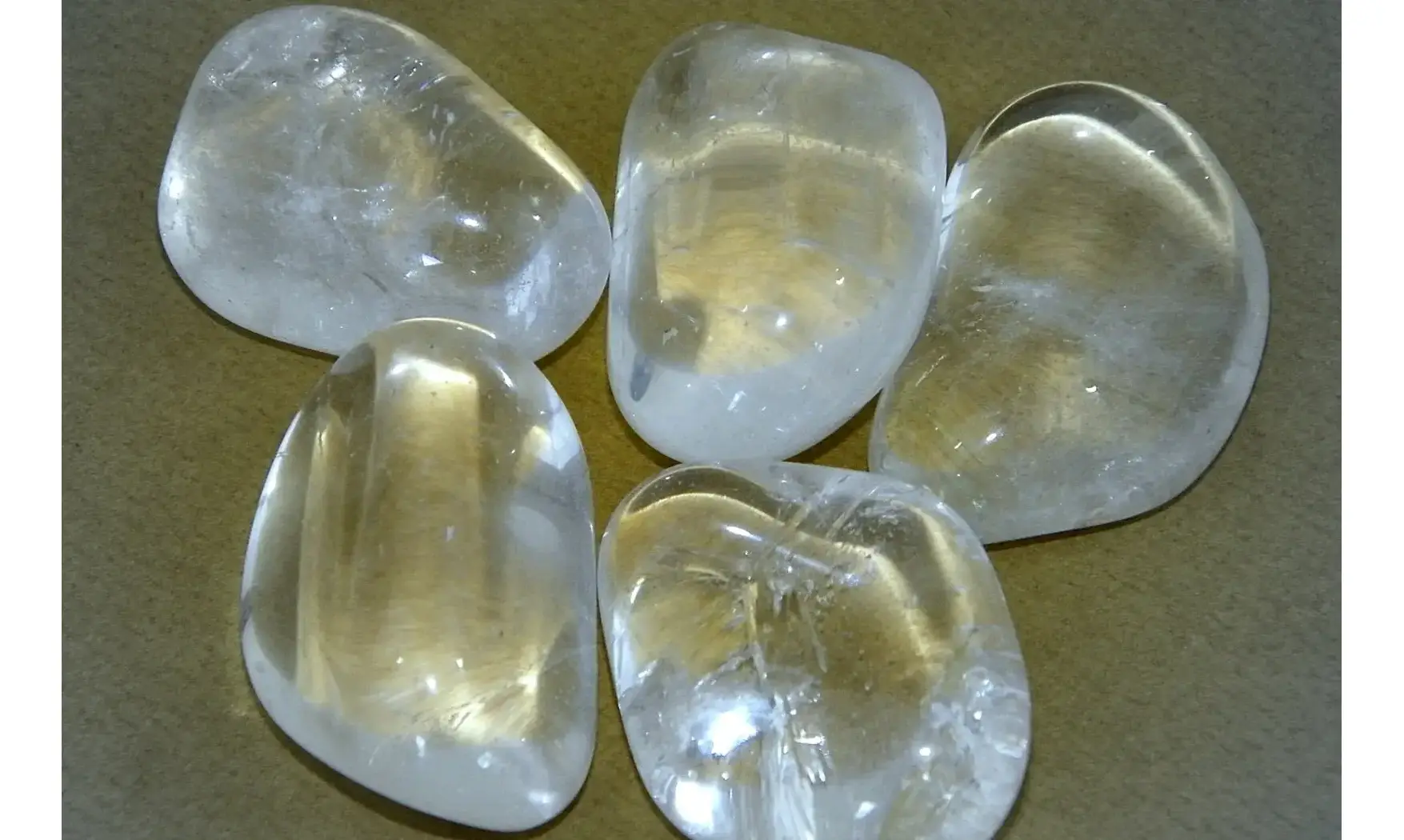Cristal de Roche Galet pierre roulée