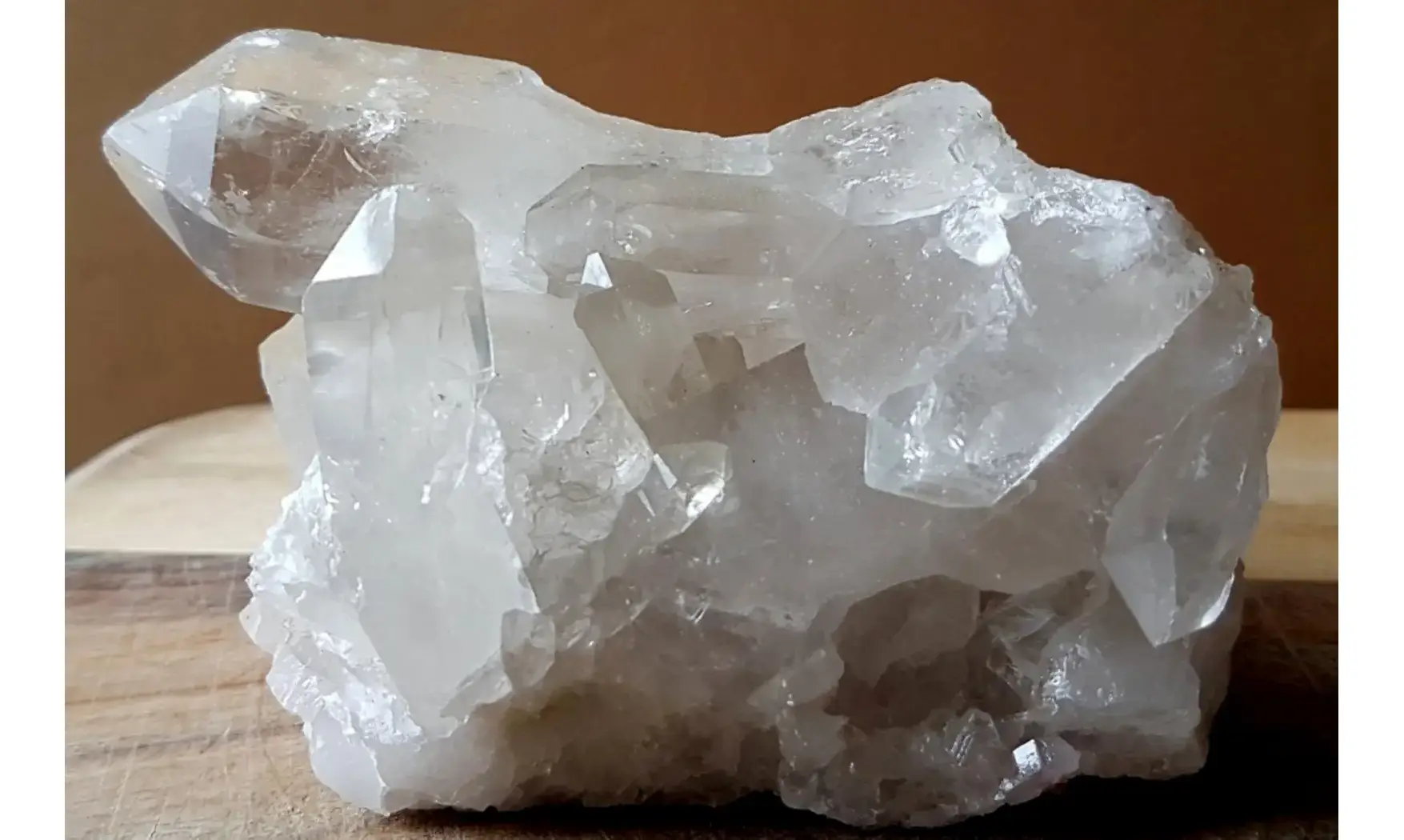 Cristal de roche Gerbe Pierre Brute 10