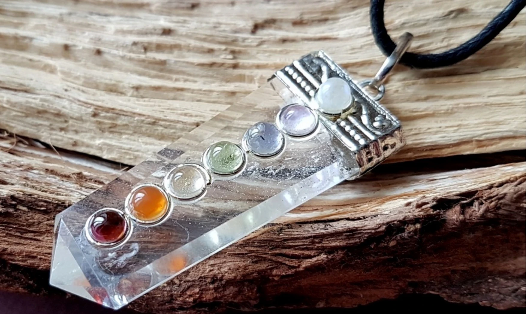 Cristal roche Pointe 7Chakras pendentif