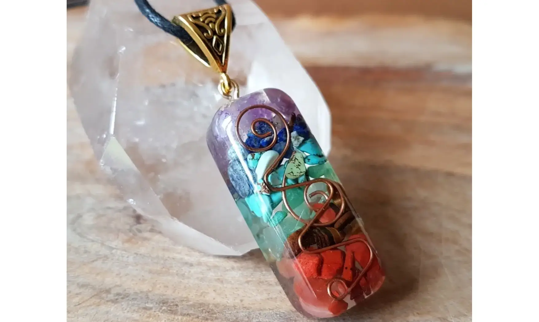 Orgonite Pendentif 7 Chakras pierres
