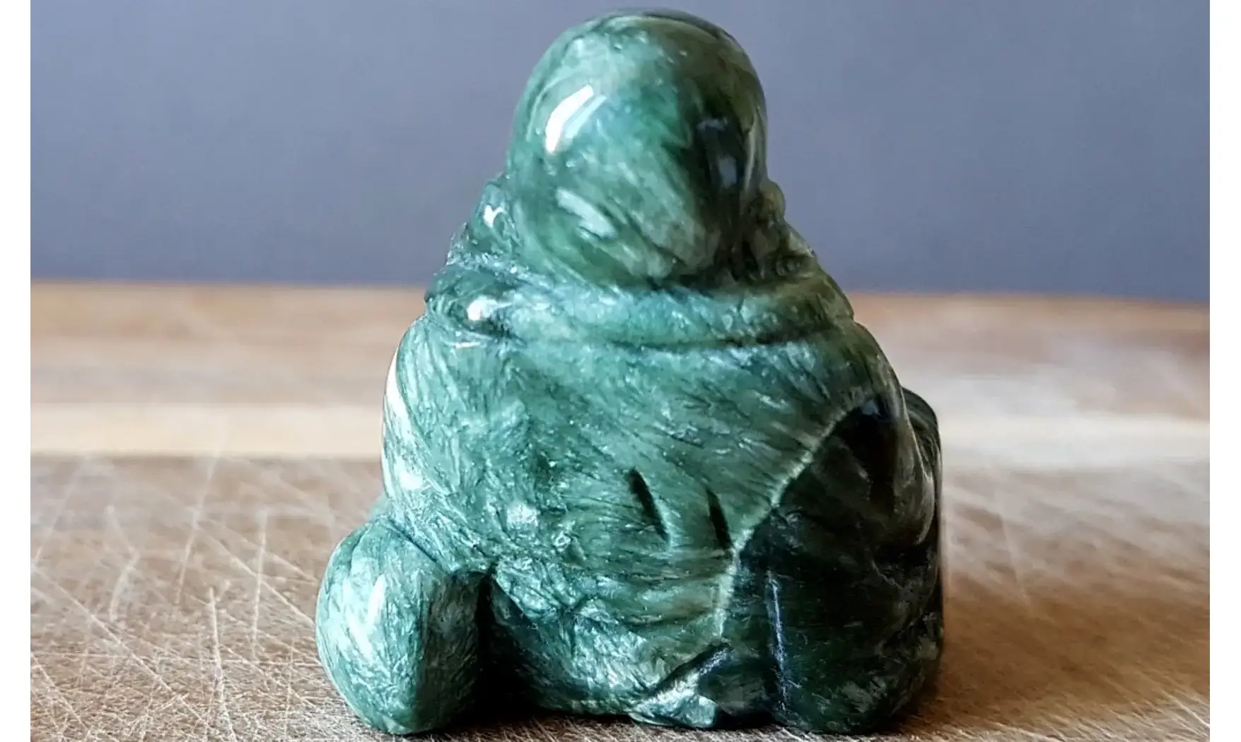 Séraphinite Bouddha pierre
