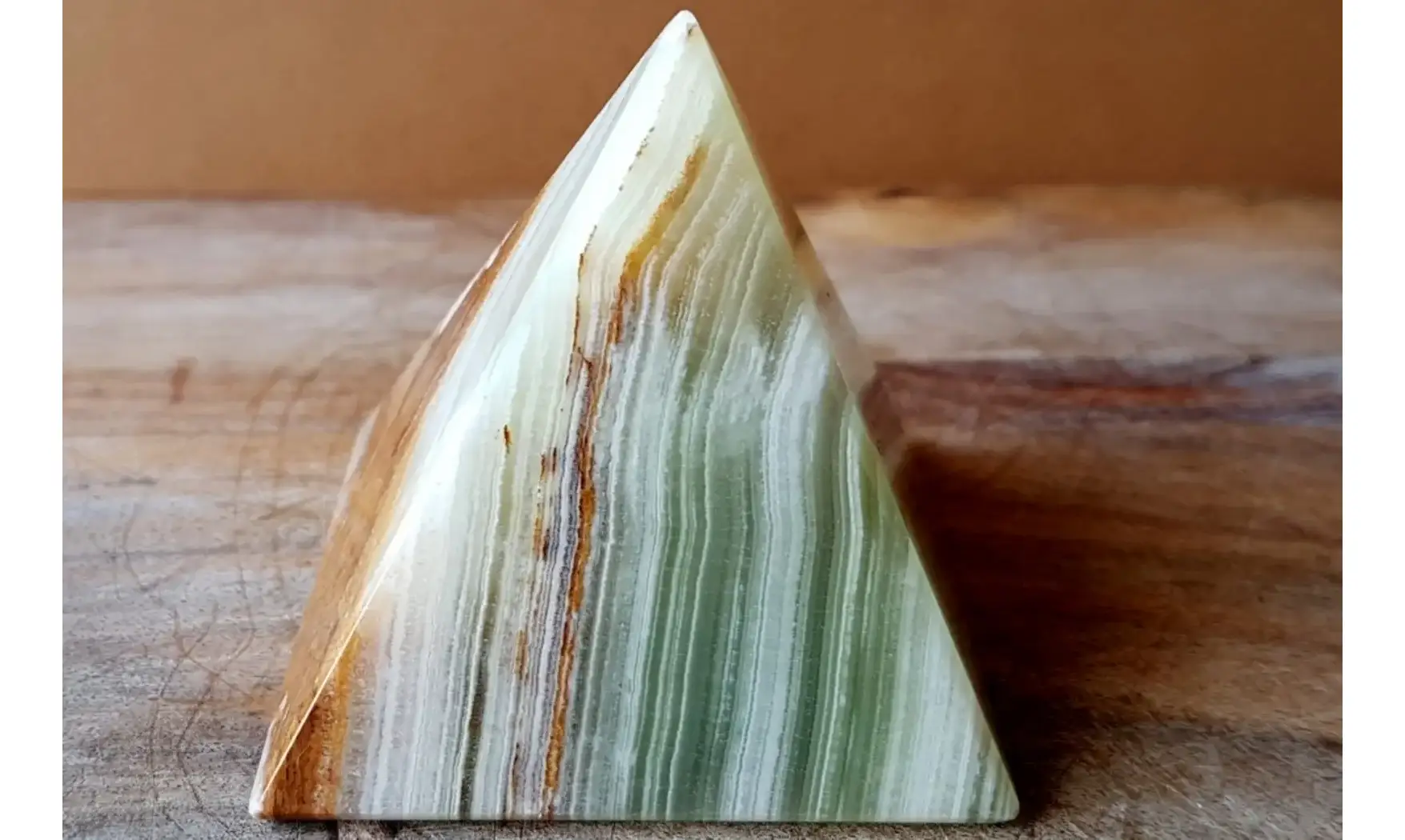 Pyramide Onyx Marbre 1 pierre