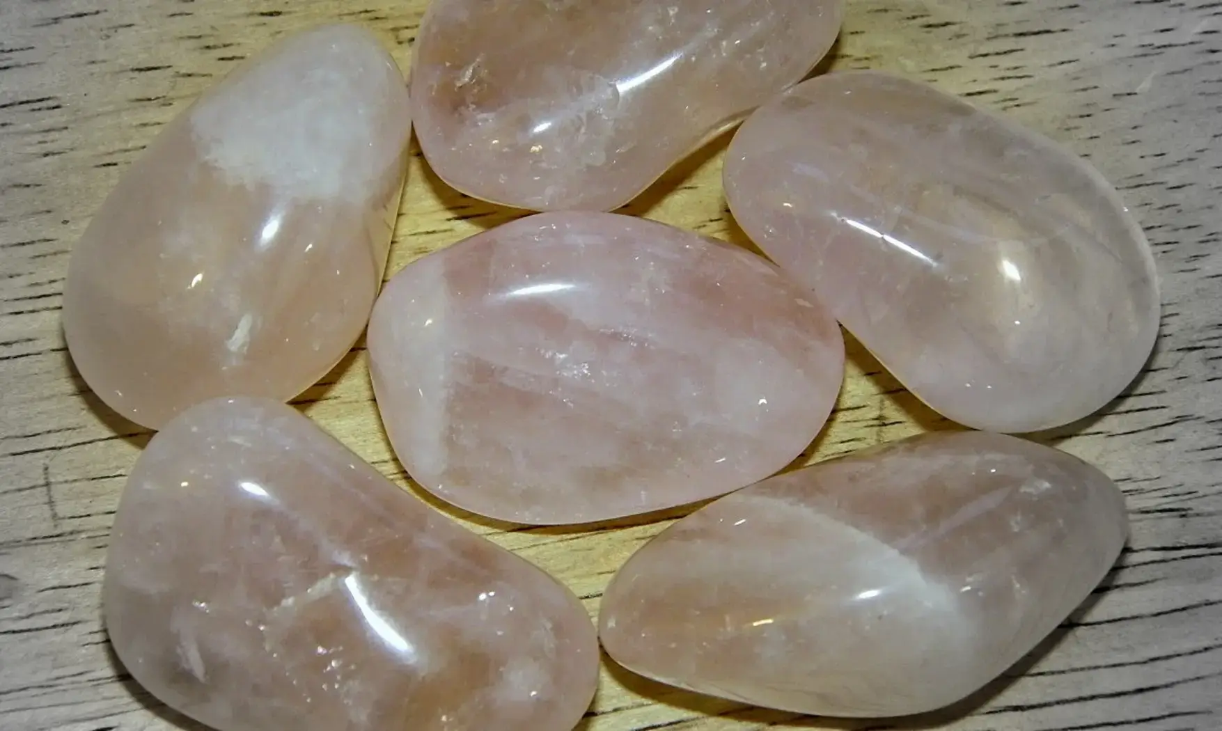 Quartz Rose Galet pierre roulée
