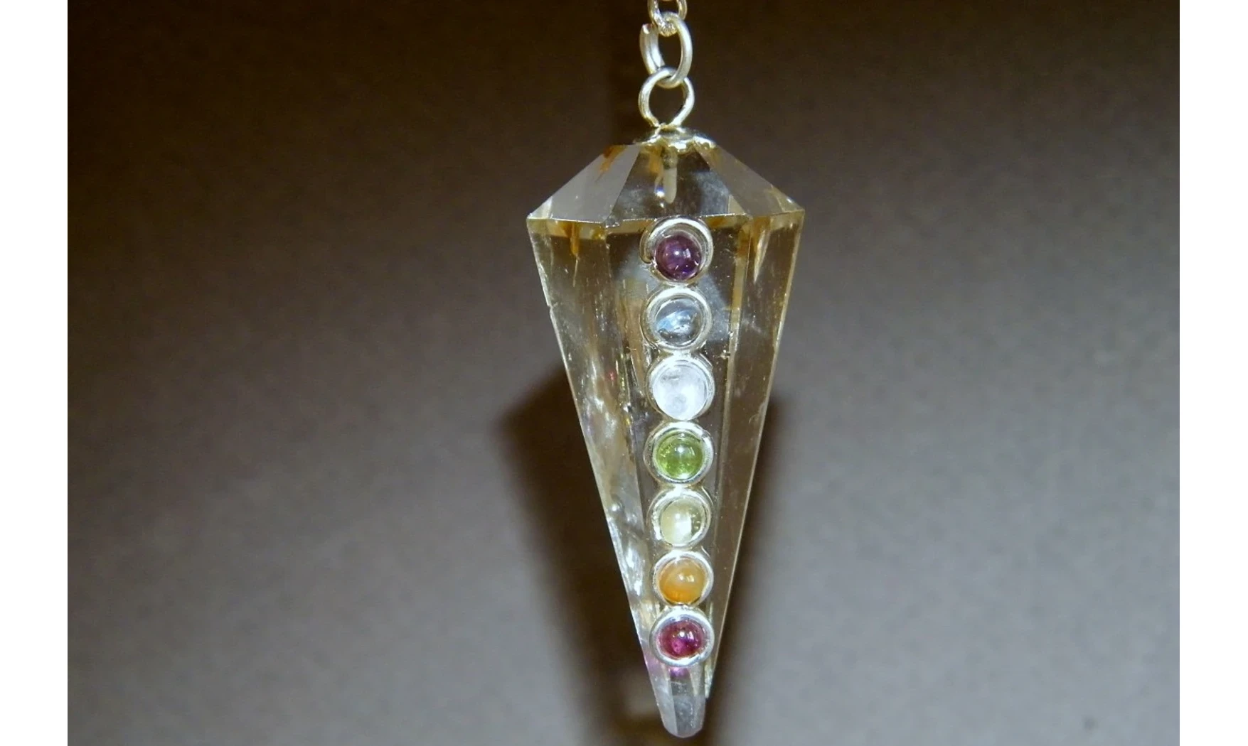 7 Chakras pierres pendule cône Cristal