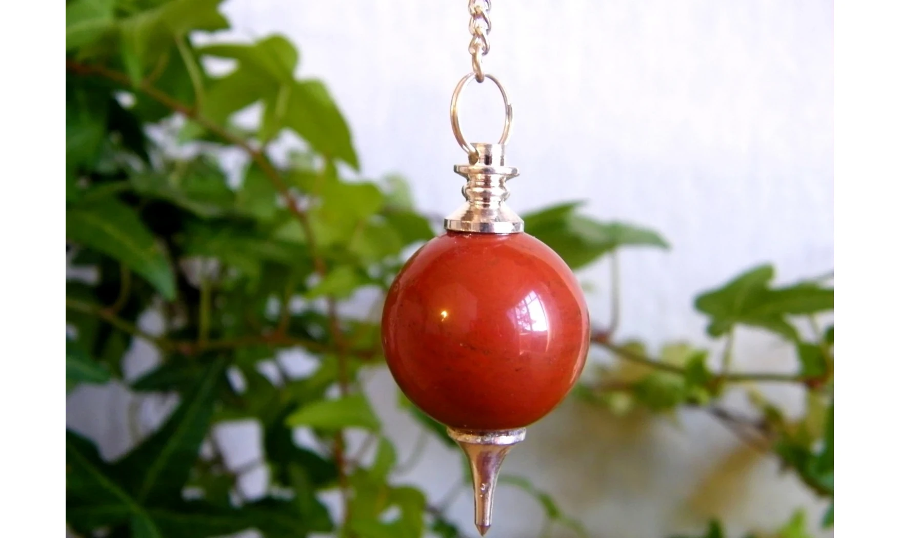 Jaspe rouge pierre pendule sphère