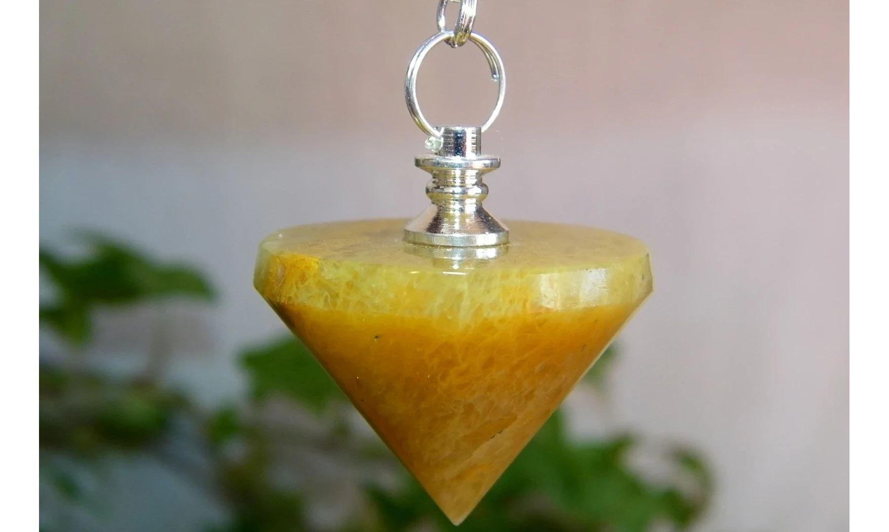 Calcite orange pierre Toupie pendule