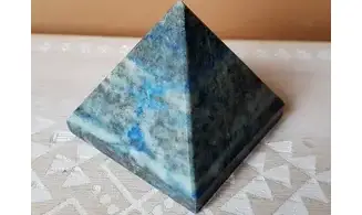Pyramid Lapis lazuli