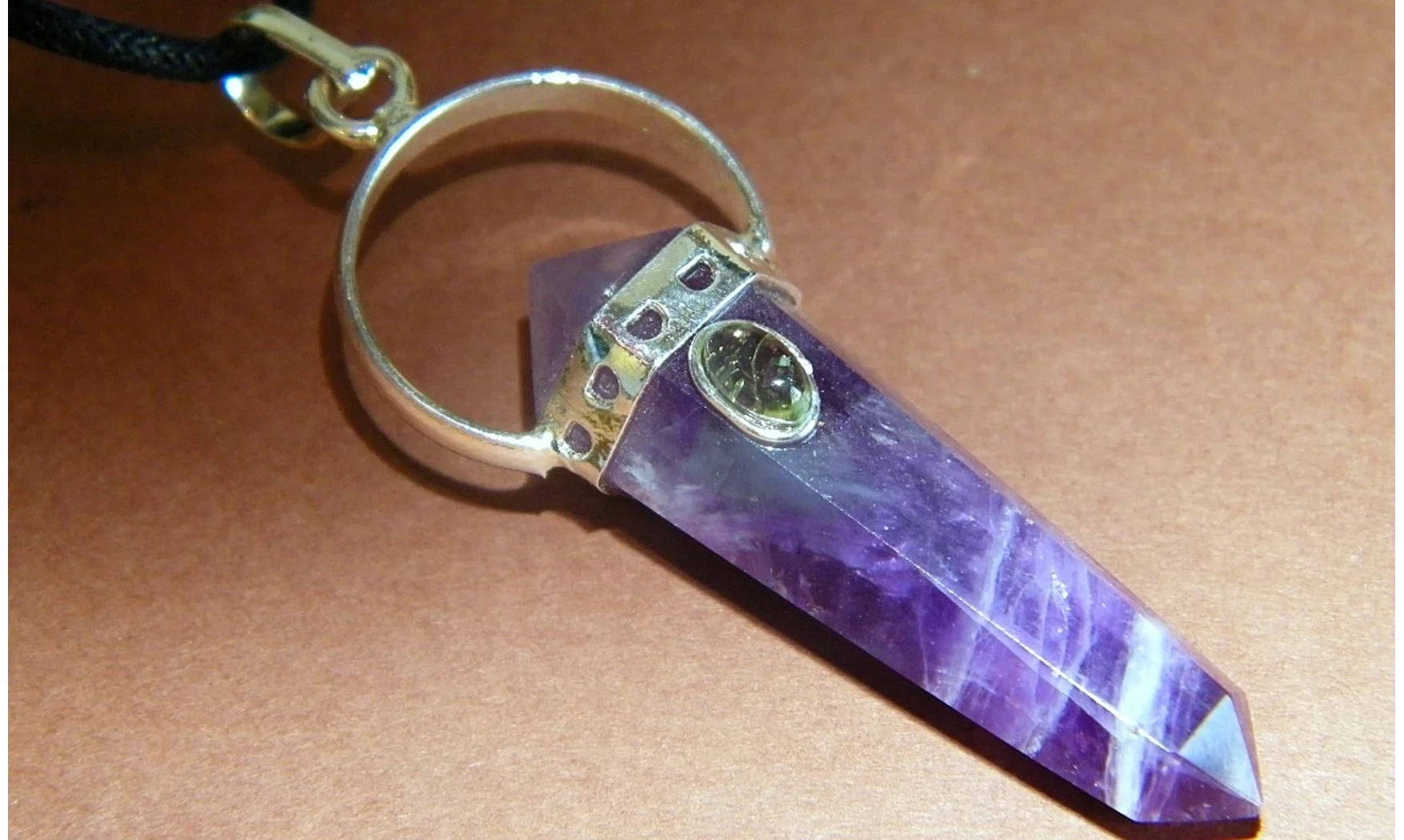 Améthyste pierre Pointe pendentif