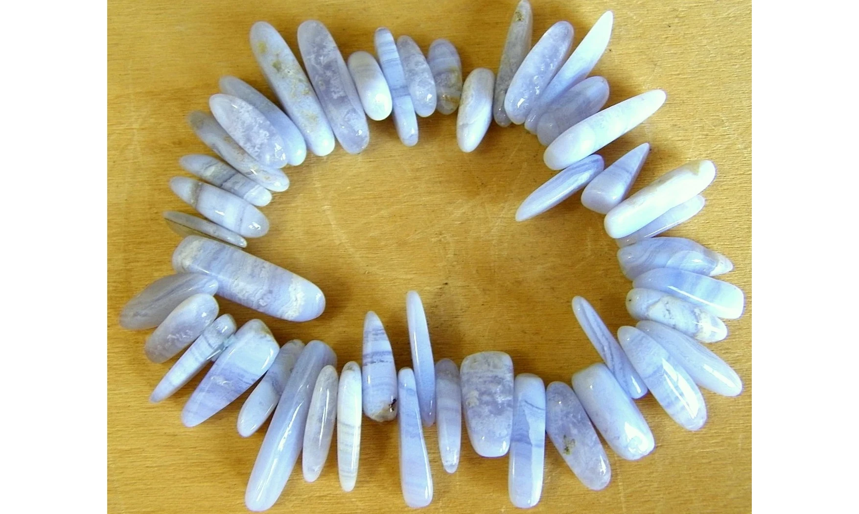Calcédoine bleue bracelet Baroque Long