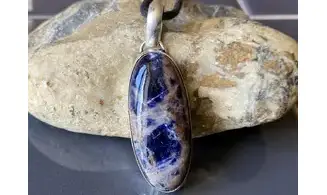 Sodalite & 925 Silver plated pendant