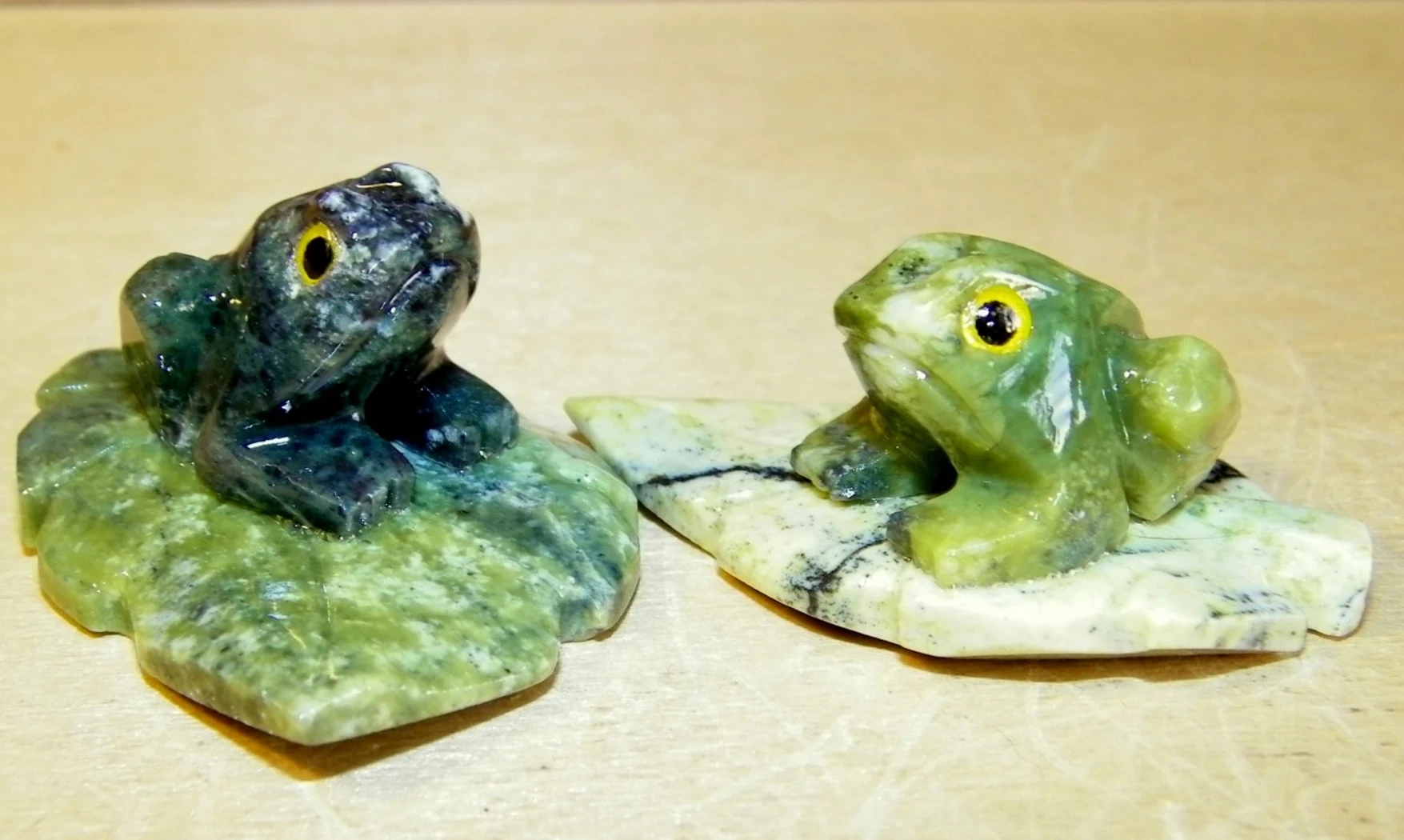 Grenouille pierre Serpentine