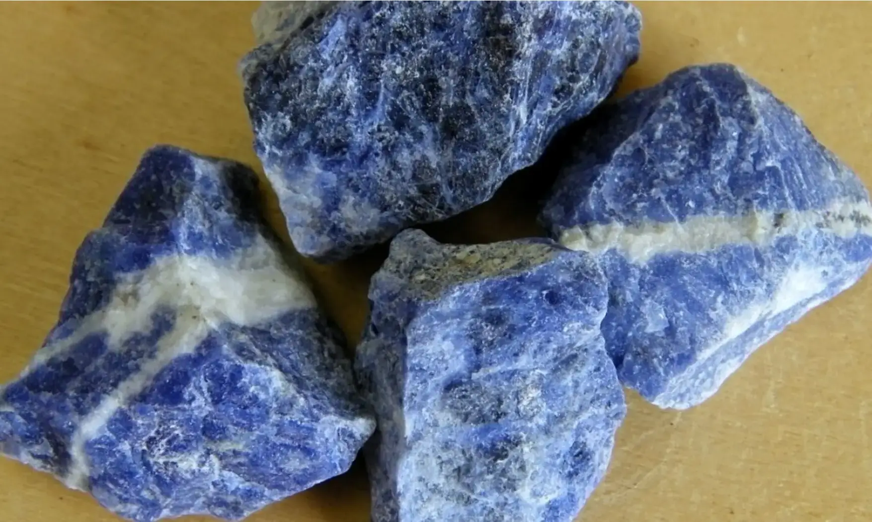 Sodalite Pierre Brute