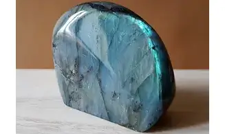Labradorite Pierre Bloc poli 7