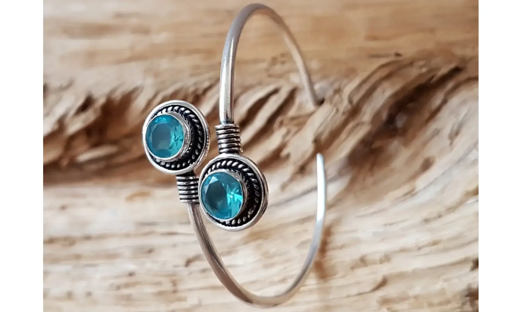 Topaze bleue Bangle bracelet pierre