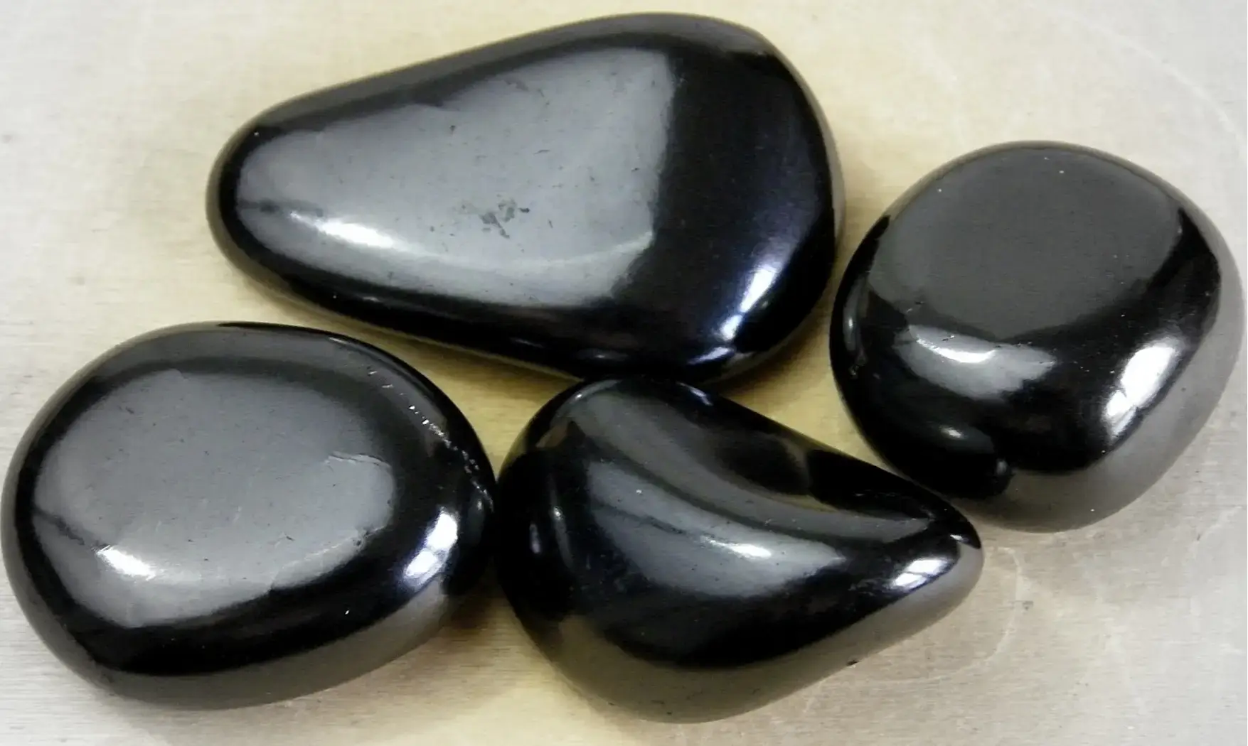 Shungite Galet pierre roulée