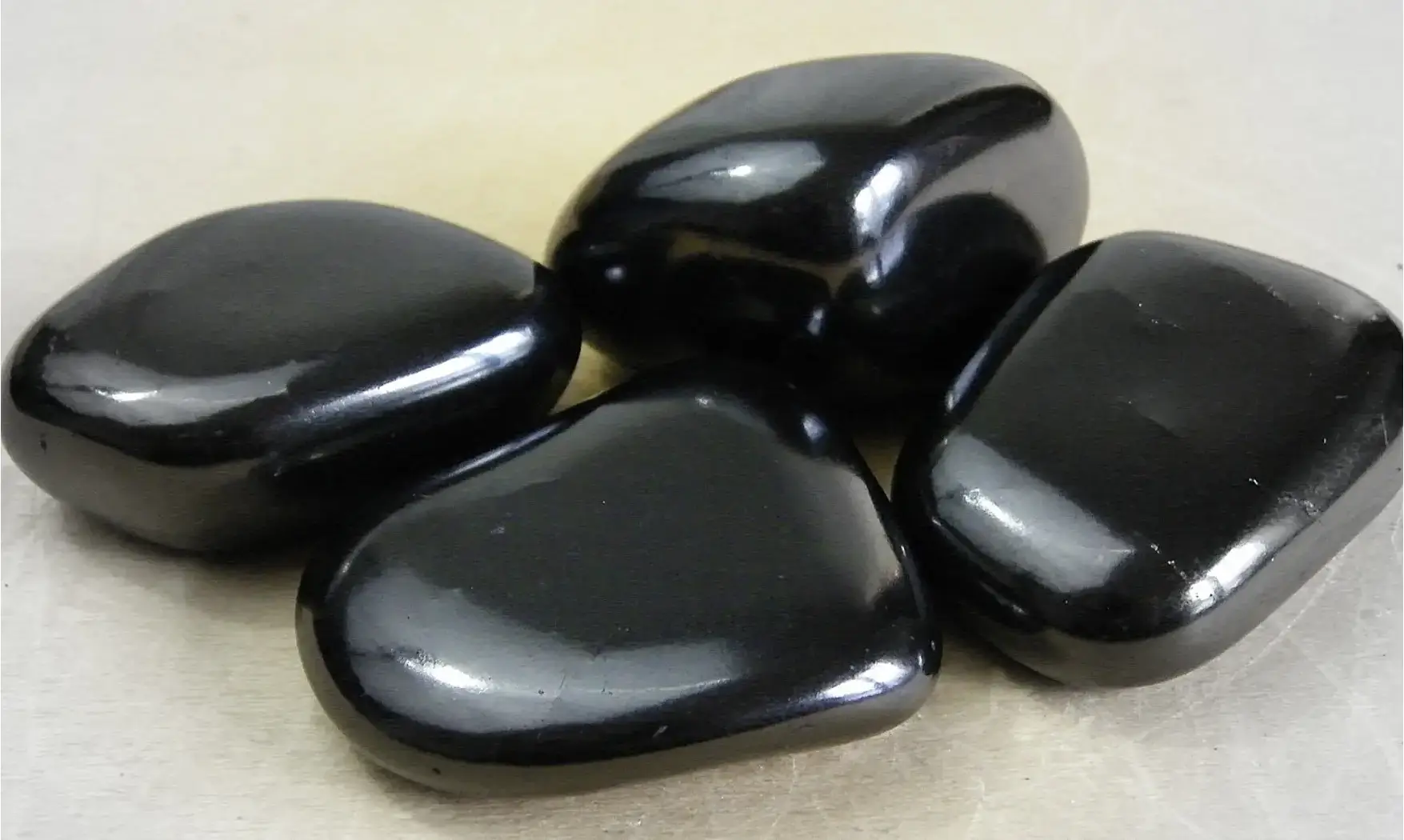 Shungite Galet pierre roulée