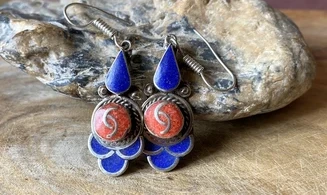 Tibetan Lapis lazuli / Coral Earring