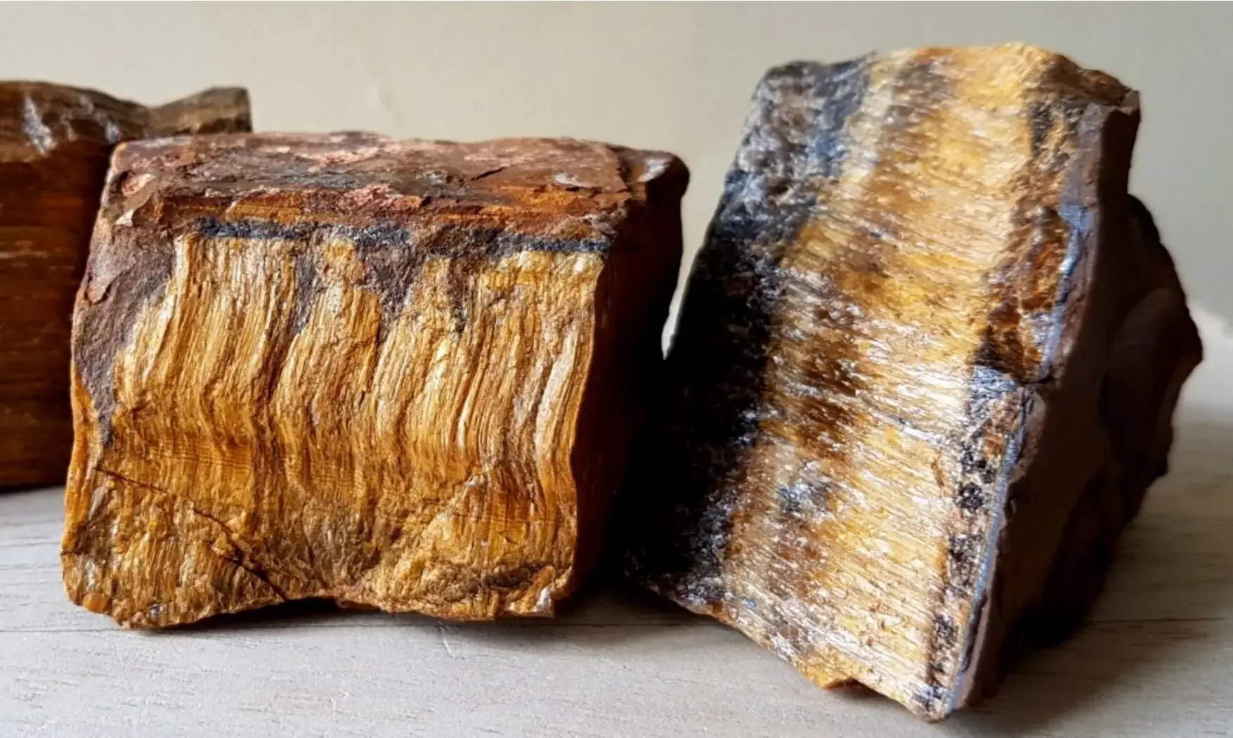 Tiger Eye Rough stone