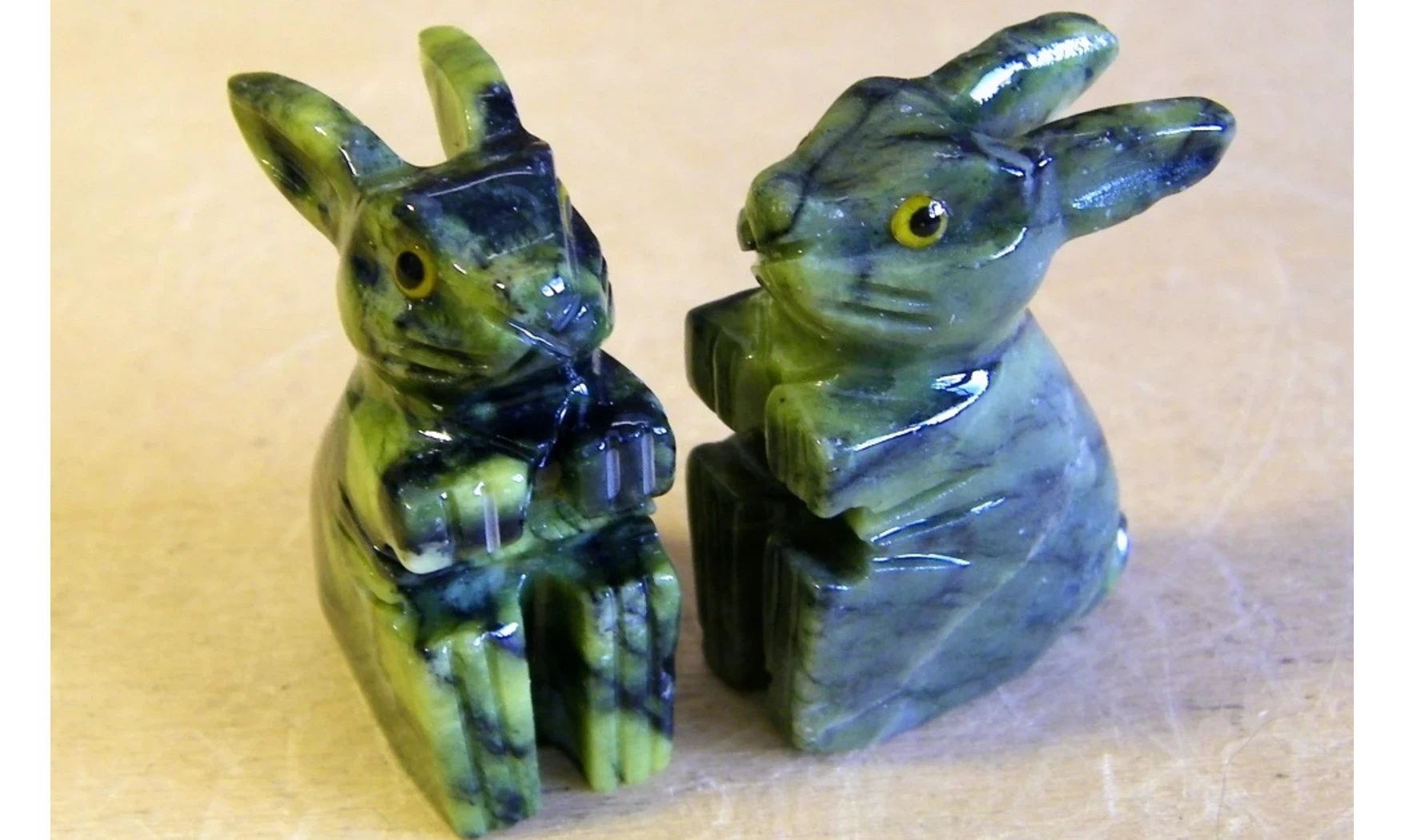 Lapin pierre Serpentine