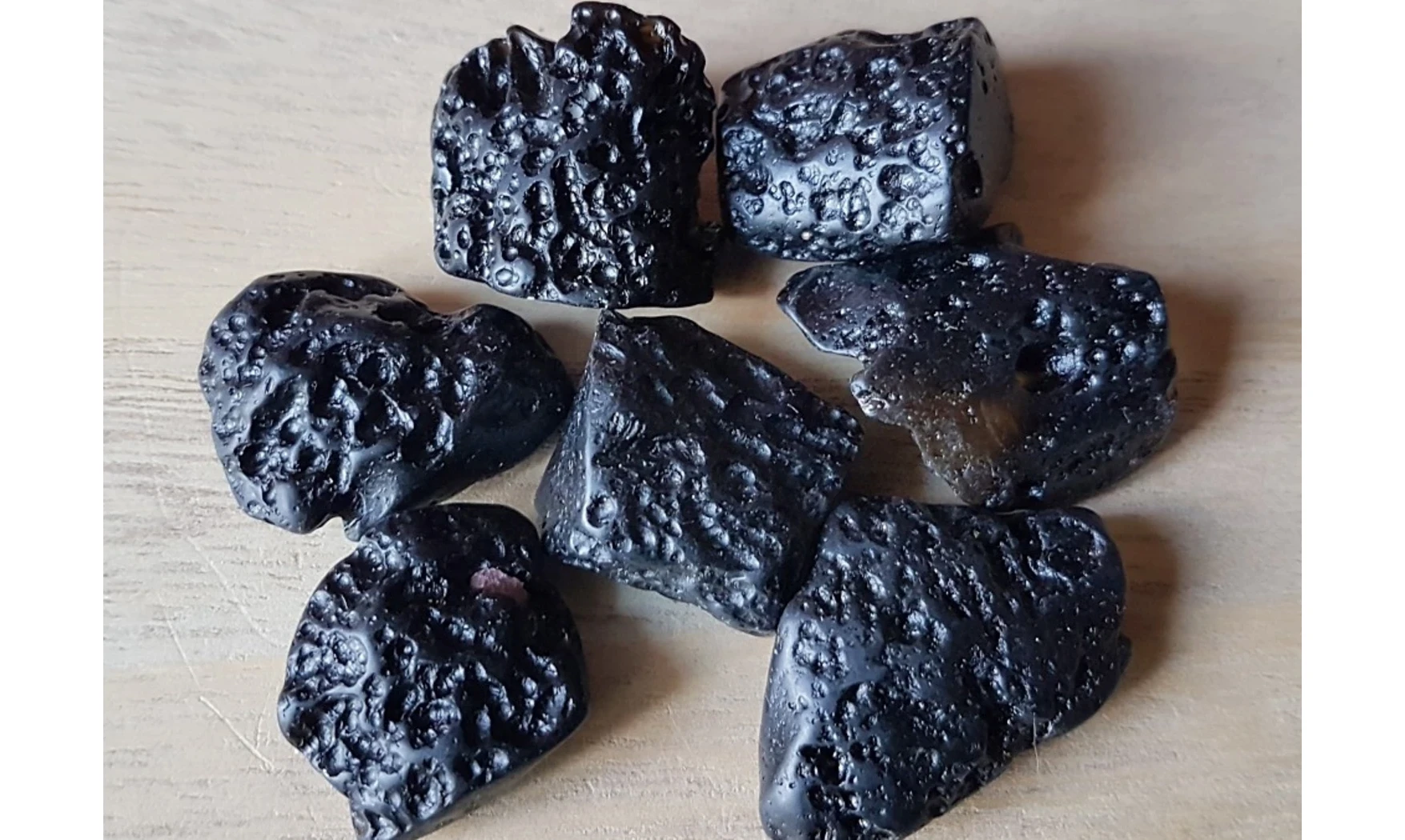 Tectite pierre roulée