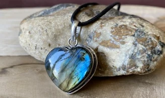 Labradorite 7 & 925 Silver plated