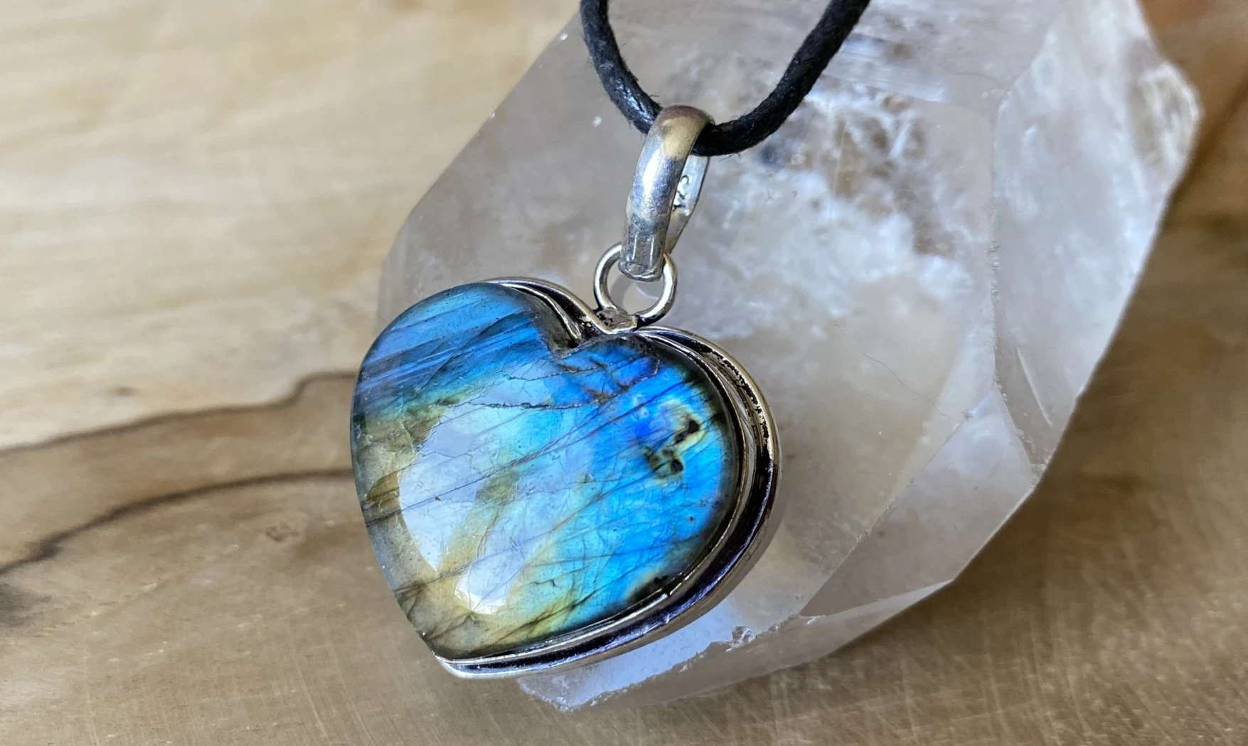 Labradorite 7 & 925 Silver plated