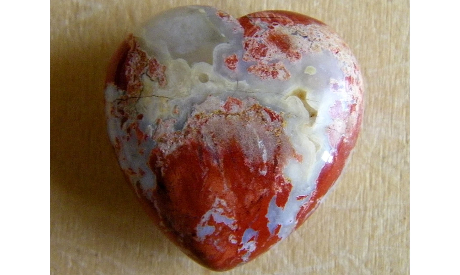 Coeur Jaspe Rouge Galet pierre
