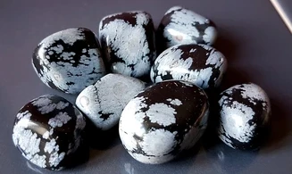 Obsidienne neige pierre roulée
