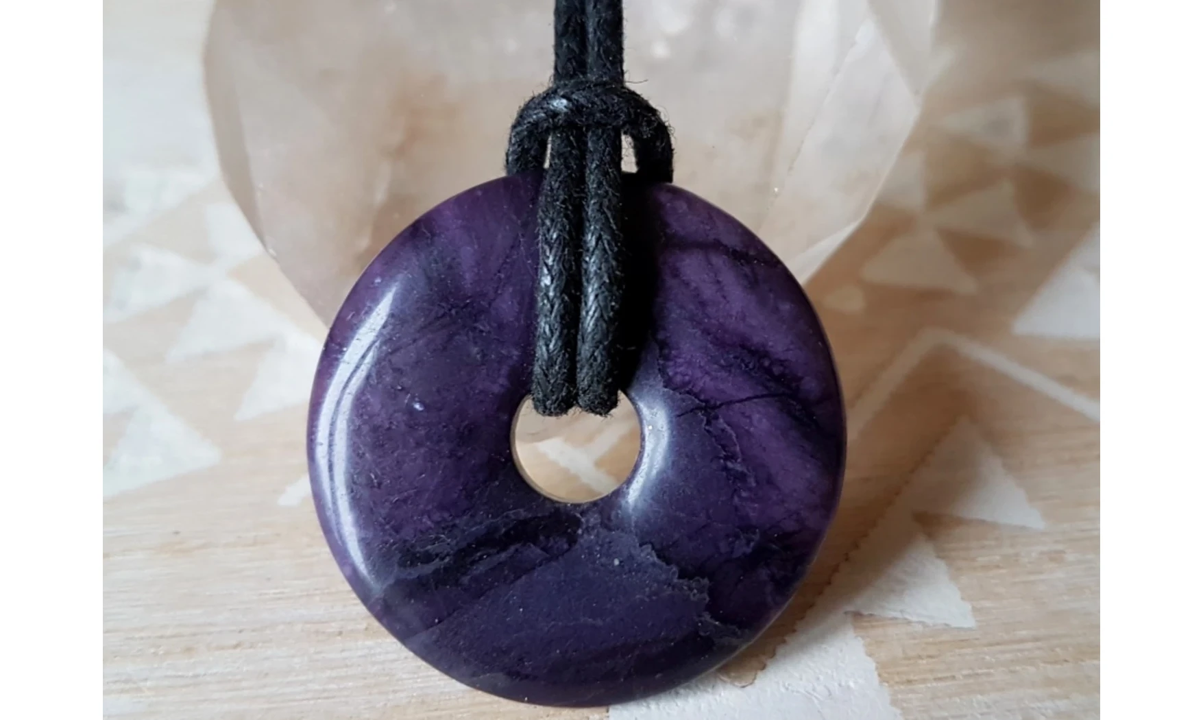 Fluorine Purple Heart Donuts pendentif