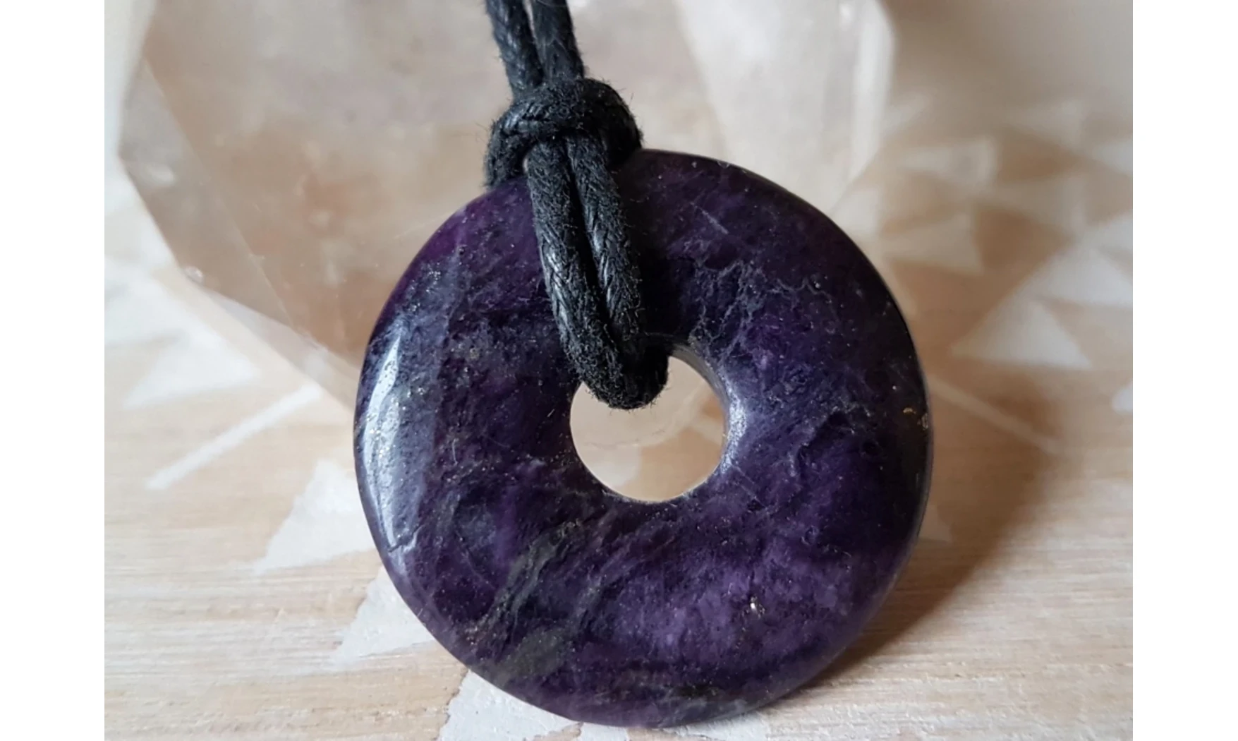 Fluorine Purple Heart Donuts pendentif
